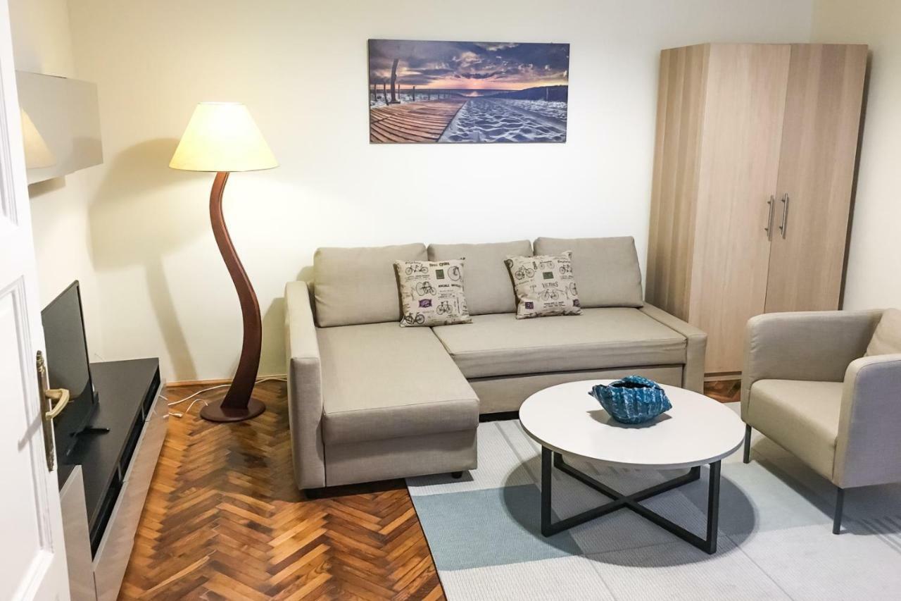 Budapest Kingdom Apartment Central & Car Parking On-Site & Aircon & Quiet & Family Friendly Eksteriør billede